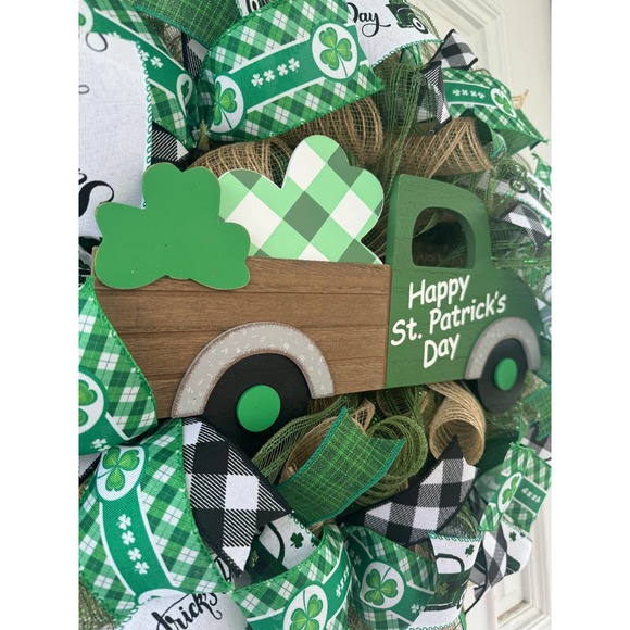 Saint Patrick’s Day Truck Farmhouse Mesh & Ribbon Wreath Door Hanger - Picture 3 of 7